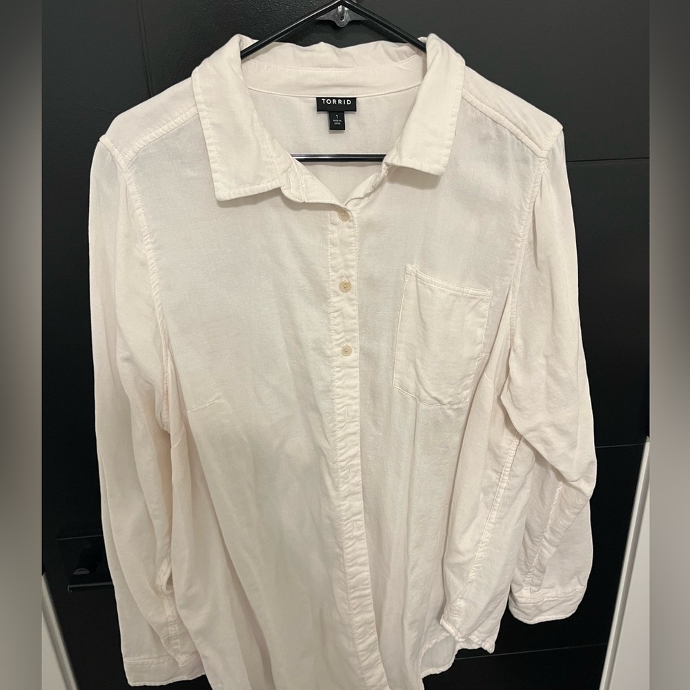 Button up long sleeve blouse